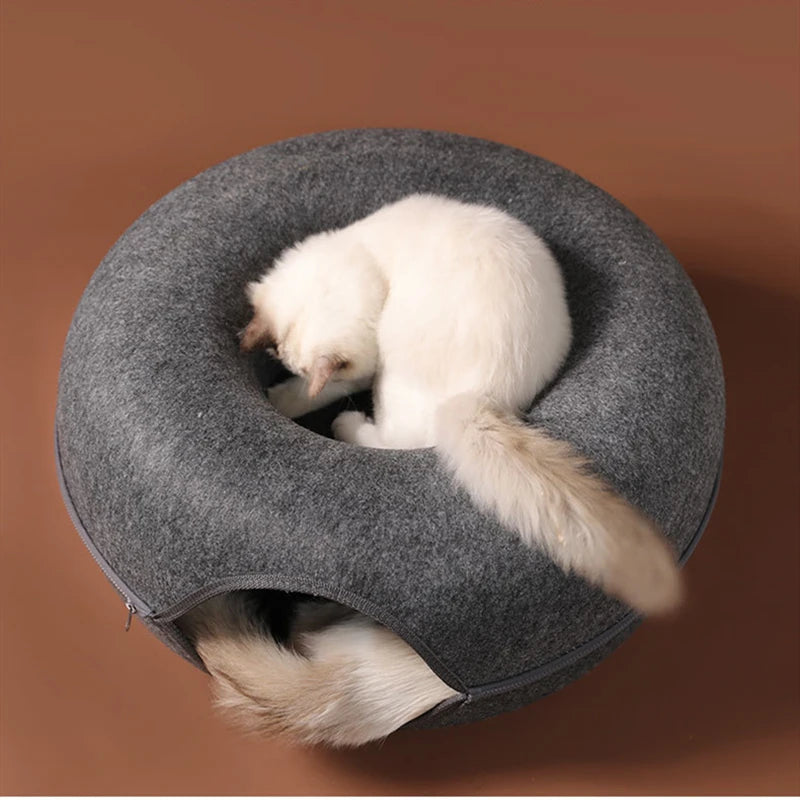 Cozy Cat Haven: Donut Cat Tunnel Bed